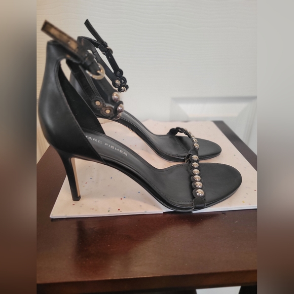 Marc Fisher black with chrome beaded stilleto sandal - Picture 3 of 4
